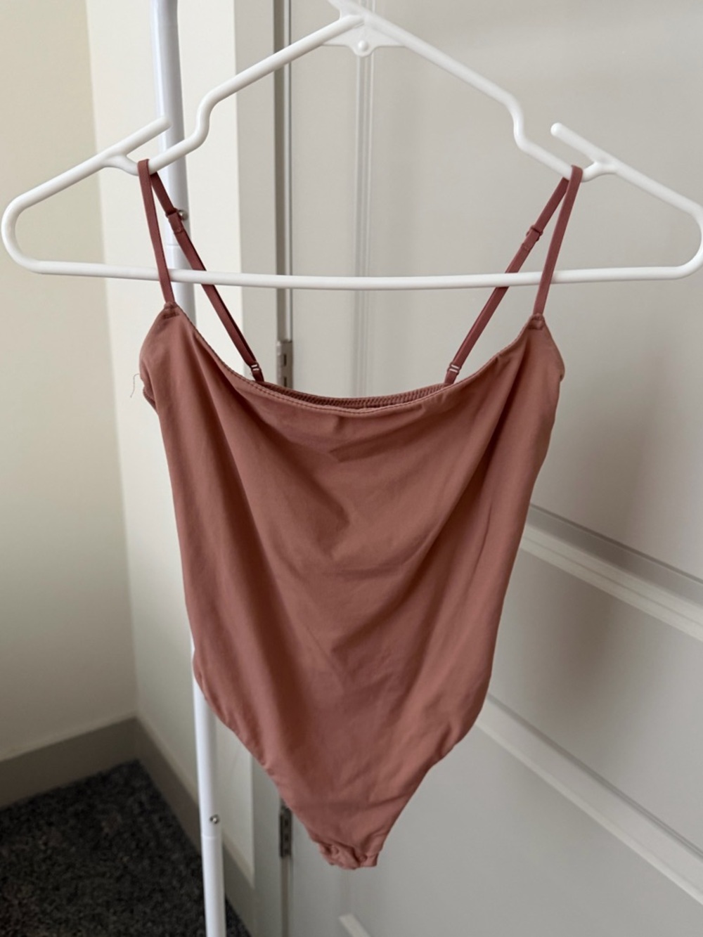 SKIMS Fits Everybody Cami Bodysuit
